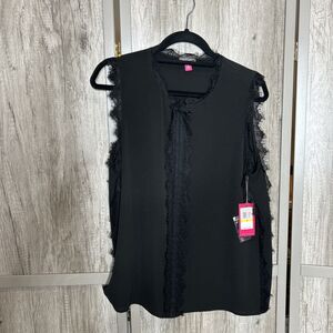 Vince Camuto Top Size M Sleeveless Lace Trim Button Down Black Color NWT